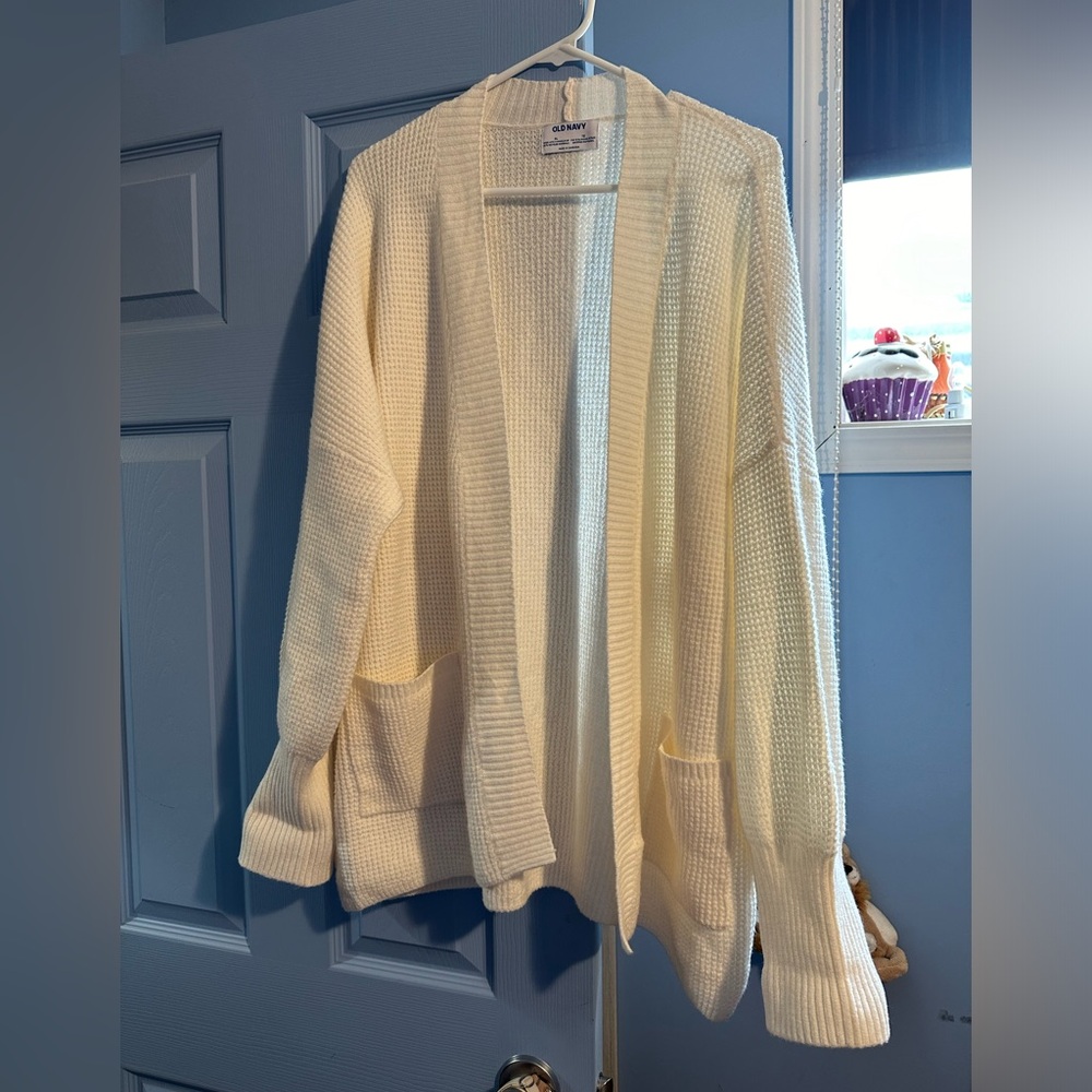 Old navy knit cardigan